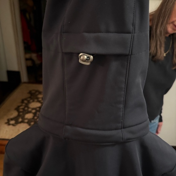 Sweaty Betty Black Ski Jacket with Faux Fur Hood - Picture 15 of 15